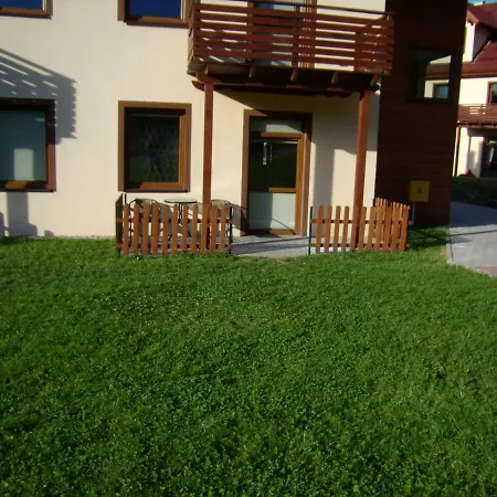 Nad Lomniczka Apartment