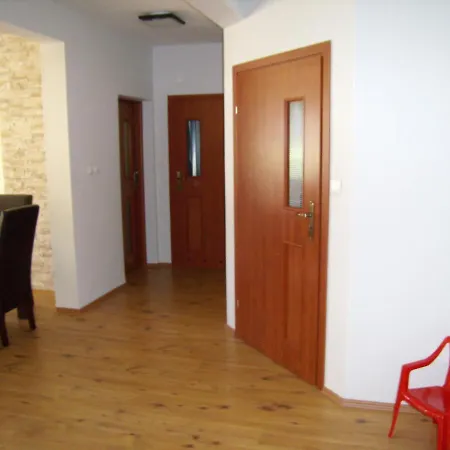 Nad Lomniczka Apartment *